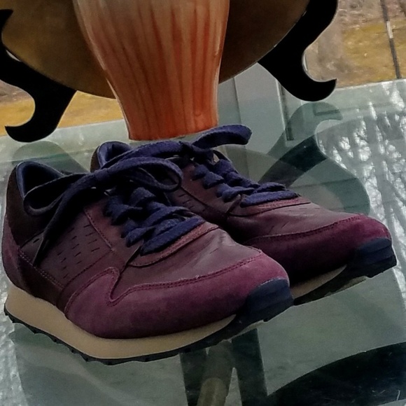 UGG Trigo Wine & Blue Sneakers 🌟HP🌟 - Picture 6 of 8